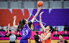 WCBA全明星賽，許晨妍、李夢(mèng)高光表現(xiàn)，北區(qū)勝南區(qū)。