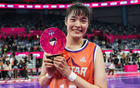 中國女籃新星崛起，24歲2米巨塔奪MVP！李月汝替身瘦身蛻變。