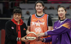 笑諷！少女姚明10分鐘10中8，17歲轟17分，錯(cuò)失WCBA，遺憾滿(mǎn)載！
