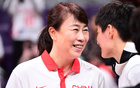 中國女籃換領隊，王芳因期滿健康原因卸任，柴文勝接任。