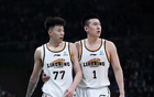 中國男籃名宿狠批張鎮(zhèn)麟、杜潤旺，杜鋒楊鳴難掩羞愧。