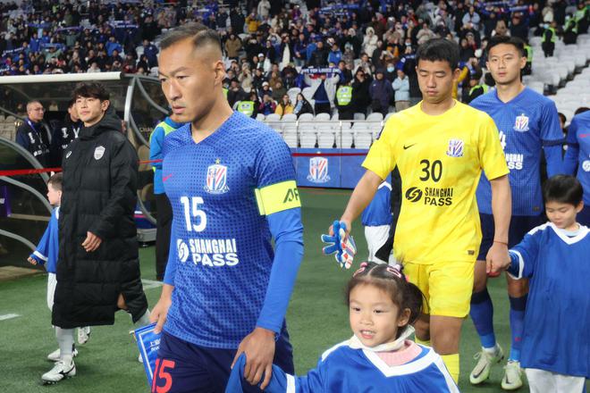 潘偉力：吳曦36歲仍居國(guó)內(nèi)同位第一，遭罵后離隊(duì)，海參隊(duì)長(zhǎng)遺留。