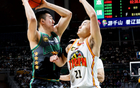 遼籃勝13分，負(fù)值-15，頂薪遭瓊斯針對(duì)。