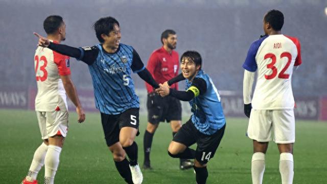 亞冠申花敗川崎，無緣八強(qiáng)，C羅對決夢破。