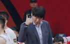 山東男籃連敗七場(chǎng)，表現(xiàn)費(fèi)解，險(xiǎn)遭翻盤，邱彪批一人。