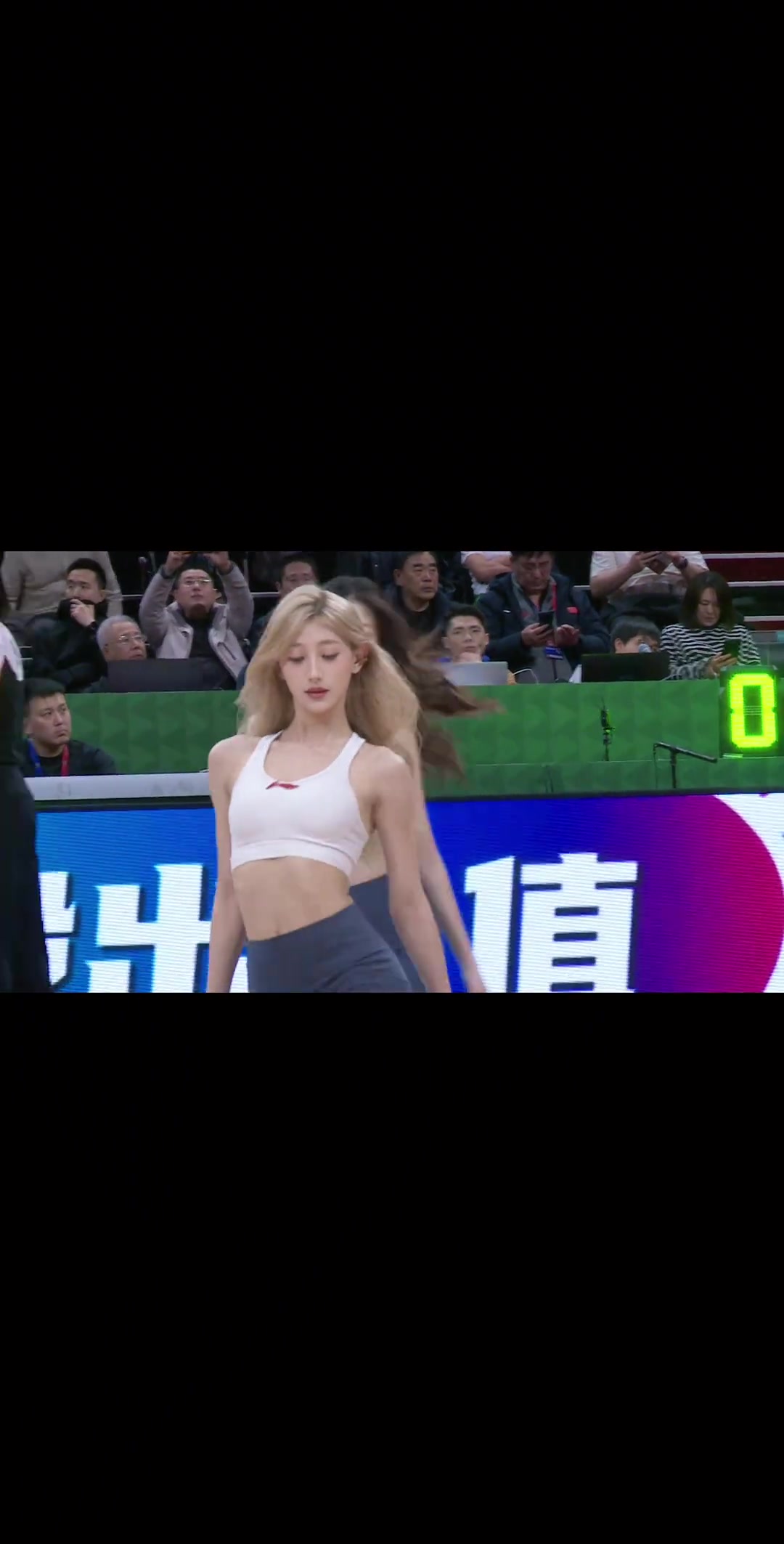 遼寧啦啦隊這瑜伽褲+性感舞蹈簡直就是王炸