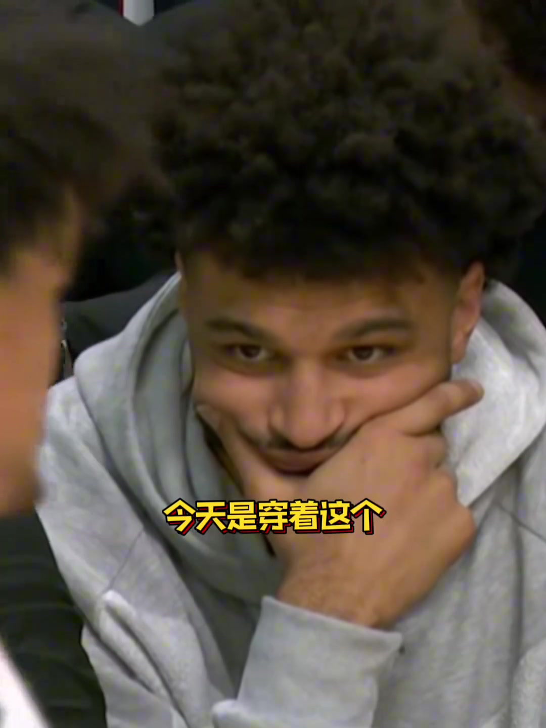 穆雷：好嘛，解說都把我認成布朗尼了！