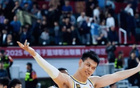 CBA沖突，許鐘豪肘擊張寧笑挑釁，賽后激怒球迷。