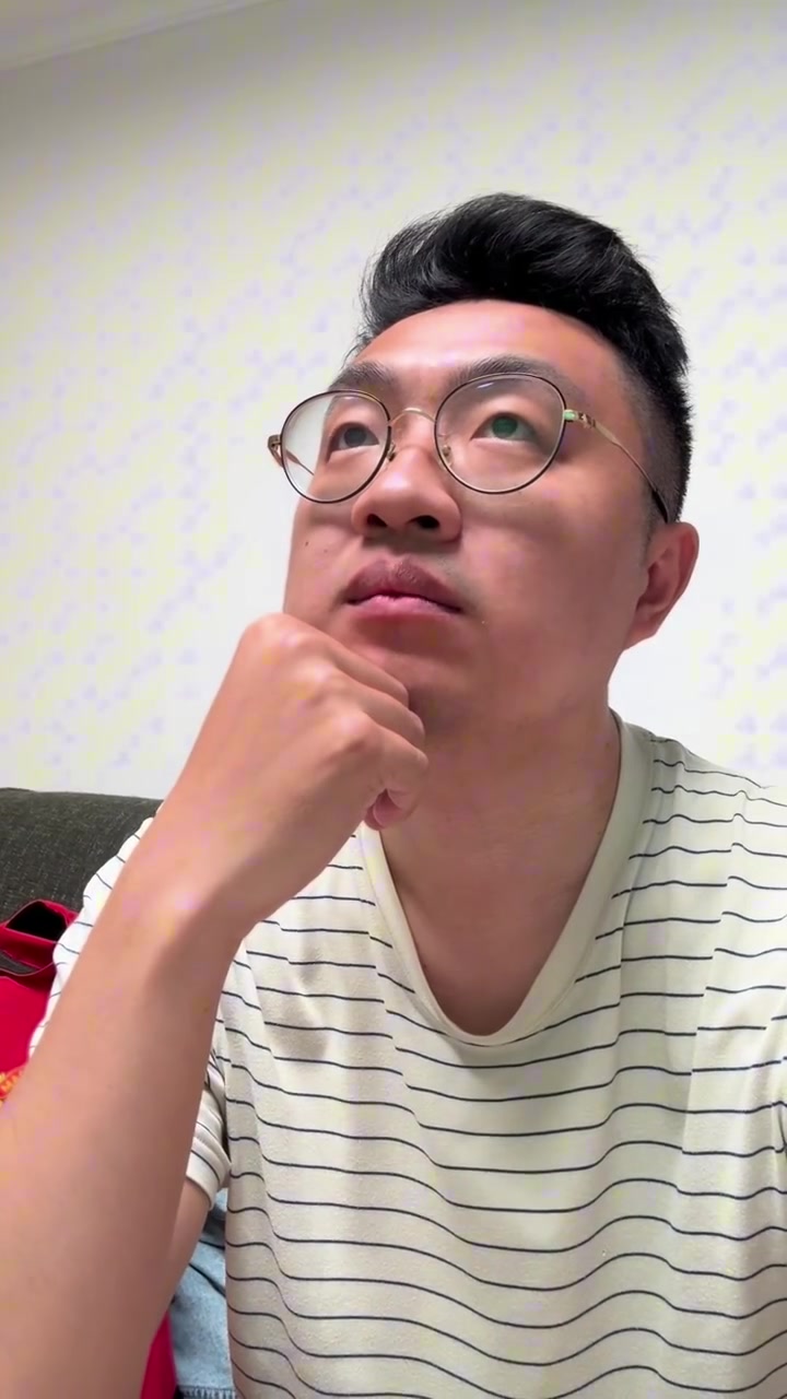 解說員看了直嘆氣：王大雷啊！這都能失誤