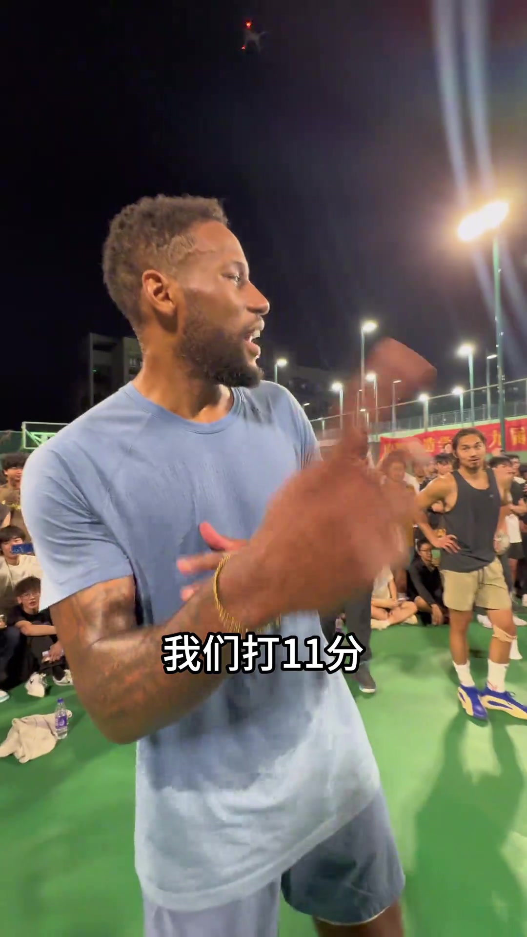 雞腿諾前男友程鑫凱跟威姆斯單挑，職業(yè)跟業(yè)余差距還是挺大啊