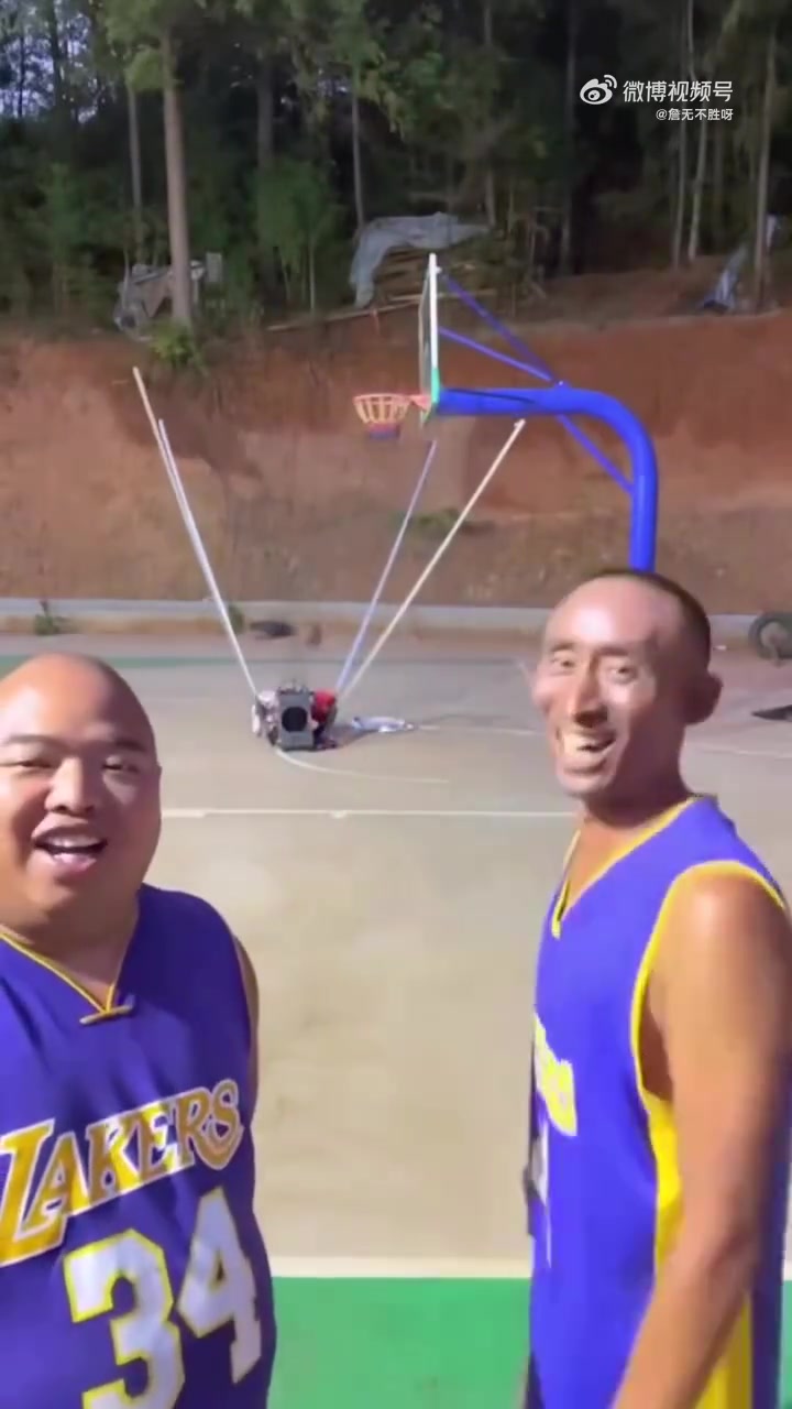 貴州版本的OK組合，這兩人流量也是相當火爆