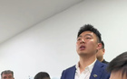 同曦出局，貝帥劉家成力挺，曾繁日掩面，全隊沮喪。