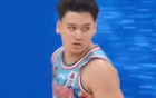 伊力福拉提25分3板1斷，12中9，三分6中4。