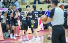 廣東女籃奪冠慶功宴，鄭薇出席，三大功臣受訪