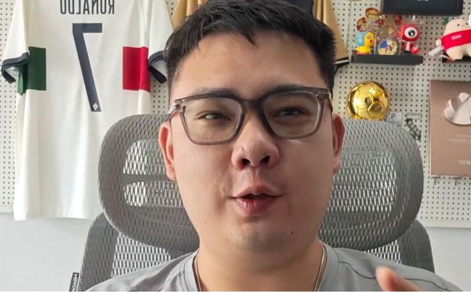 李老八：凱恩傳奇無(wú)冠，拜仁德甲降地位