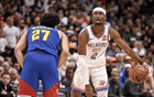 42+22巨星，NBA首人，超巨變水貨，不配MVP。