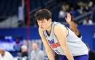 楊瀚森：NBA新星，有望成姚明或小約基奇，將受青睞并上場(chǎng)。