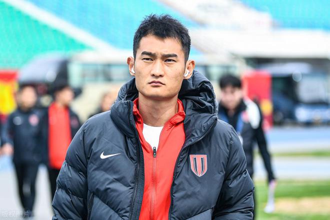成都新援32歲遇挫，11場僅首戰(zhàn)一次，國腳曾一戰(zhàn)亞冠成名。