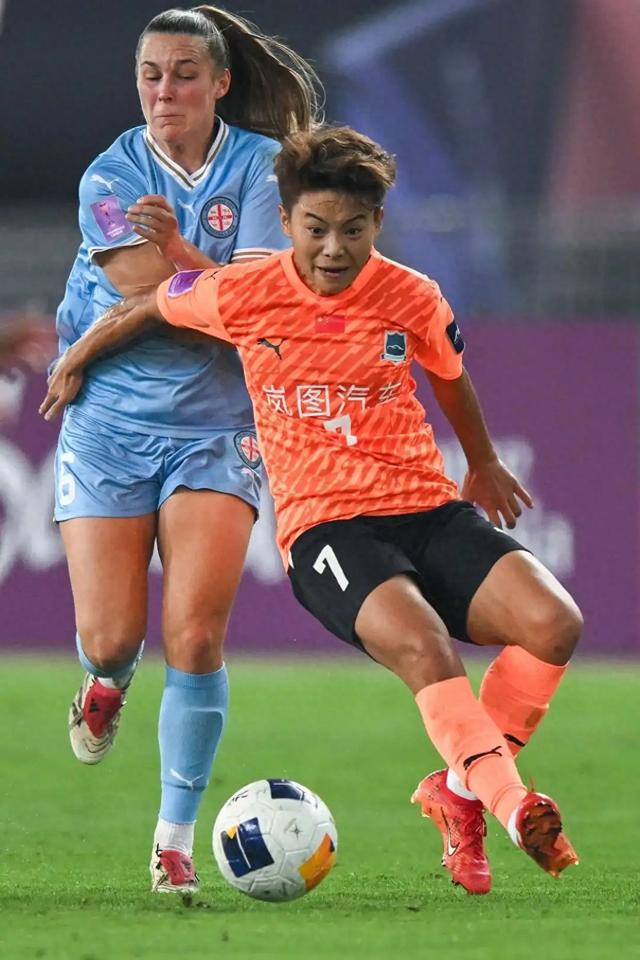 祝賀武漢隊奪得首屆女足亞冠冠軍！