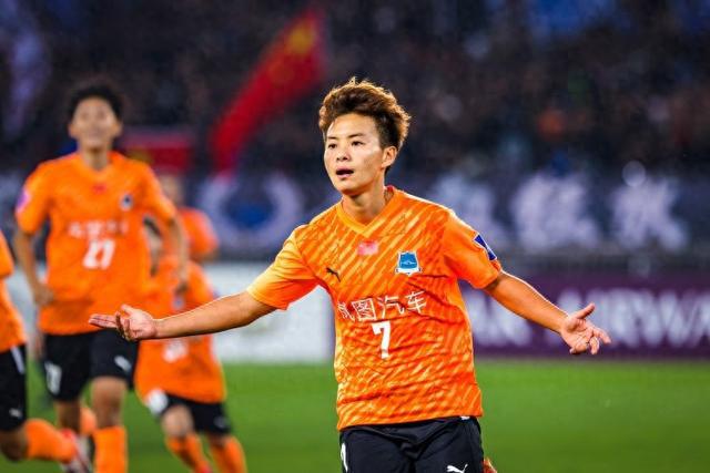 亞冠決戰(zhàn)末刻點球定勝！王霜果斷出擊！