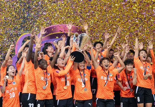 亞冠賽場，武體人奪魁！光彩奪目！