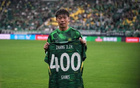 大TIFO、紀念球衣、張稀哲進球，完美安排。