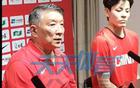 李夢謝宮魯鳴，四謝顯真情。亞洲杯遺憾，真情流露。