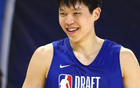 ESPN選秀模擬：楊瀚森35順位76人，搭檔恩比德期待高。