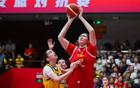 中國女籃張子宇2米26身高，天賦驚人，百年一遇。