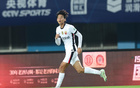 李新翔部署后場定位球，河南隊進球顯成效