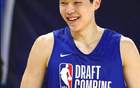行情上漲！楊瀚森試訓(xùn)兩小時，魔術(shù)總裁留言：期待NBA再戰(zhàn)！