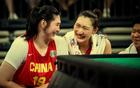 雙塔強(qiáng)威，宮魯鳴一招勝！張子宇爆發(fā)，小楊雙9，女籃連勝兩場(chǎng)！