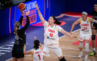 中國女籃三連勝晉級(jí)半決賽，張子宇韓旭領(lǐng)銜，強(qiáng)勢無解！