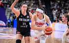 祝賀！中國女籃新星宮魯鳴，26歲1米85，五次搶斷閃耀賽場(chǎng)！