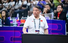 女籃風(fēng)波，隊(duì)員哭笑異樣，有人嬉笑引爭(zhēng)議，球迷不滿。
