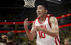 王俊杰19歲表現(xiàn)亮眼，17分鐘高效得分！8分4板，三分球命中兩記。